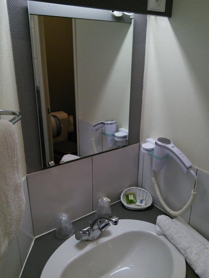Tronget Hotel Du Commerce מראה חיצוני תמונה
