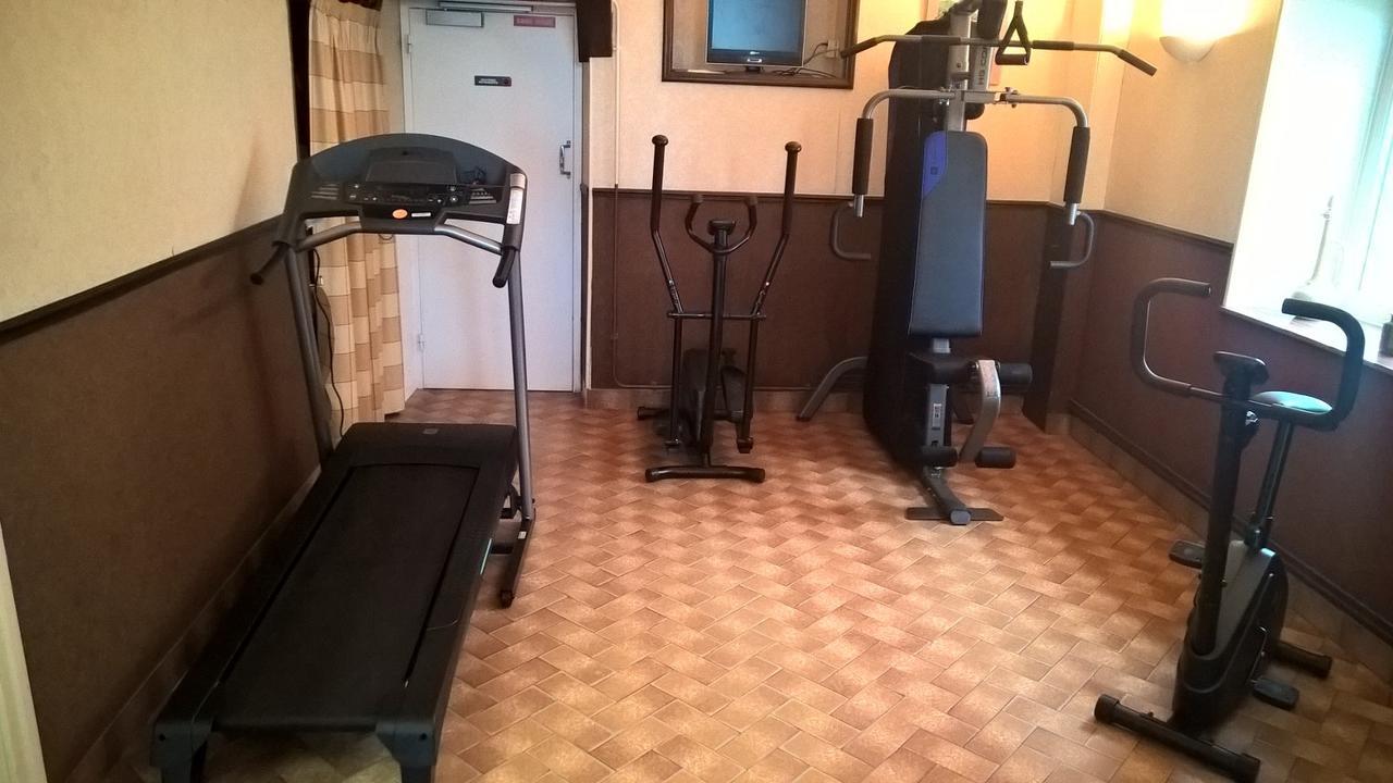 Tronget Hotel Du Commerce מראה חיצוני תמונה