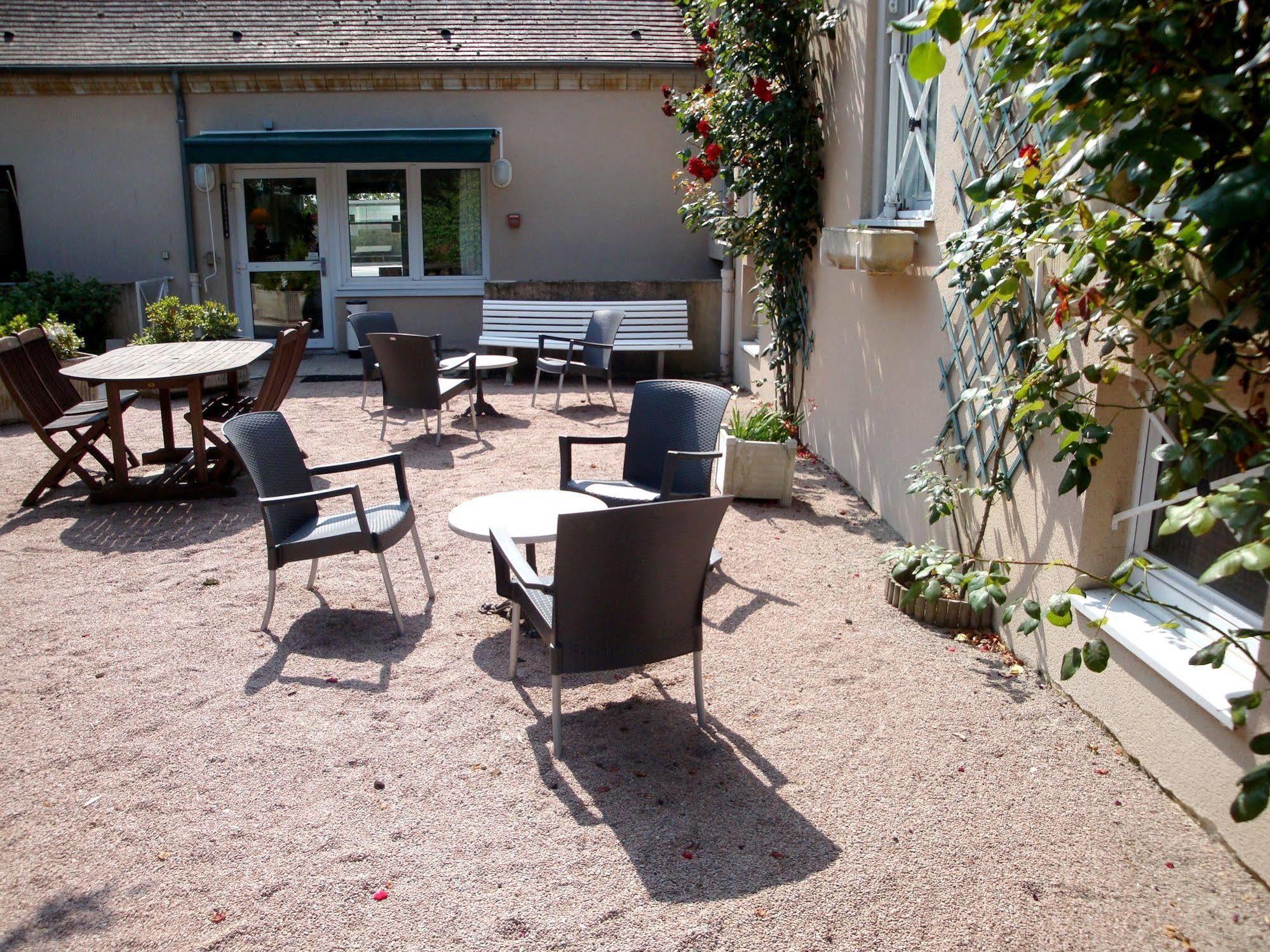 Tronget Hotel Du Commerce מראה חיצוני תמונה